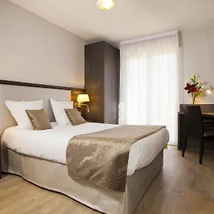2* Apart-hotel Sejours & Affaires Mirabeau